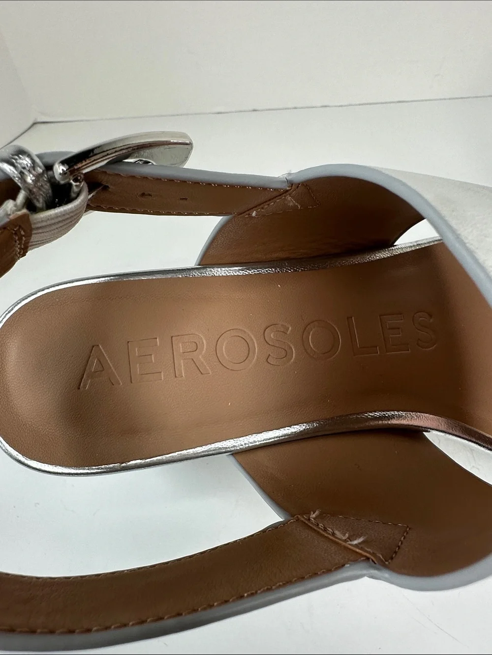 Aerosoles Women's Camilia Round Toe Platform Sandals Size 8.5M Silver Metallic